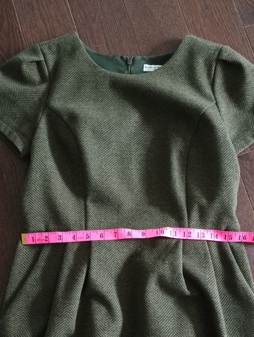Olive Green Herringbone Short Sleeve Dress - Picture 4 of 6